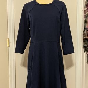 Daisy Fuentes navy knit dress, size large